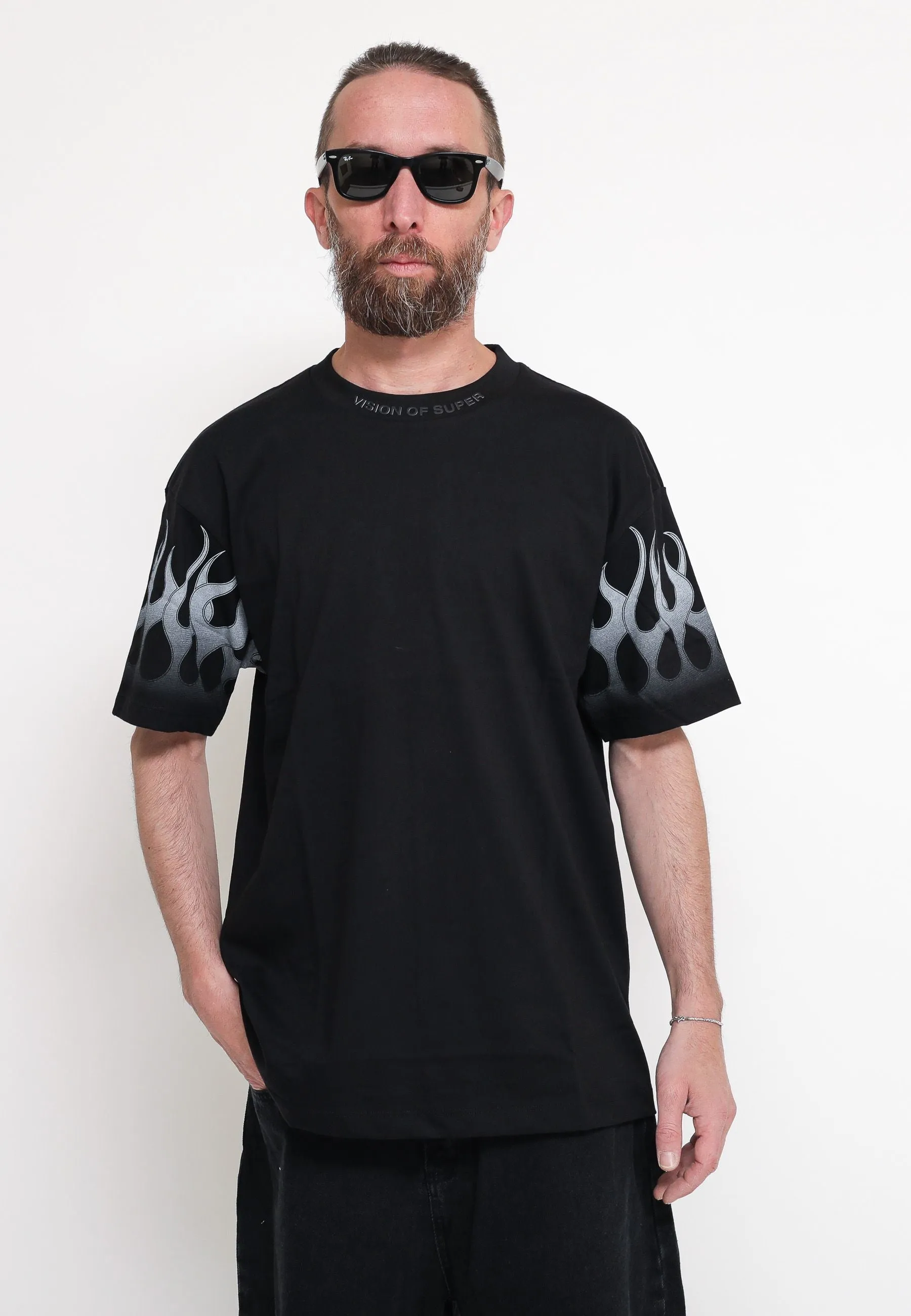 Black T-Shirt Whit White Flames