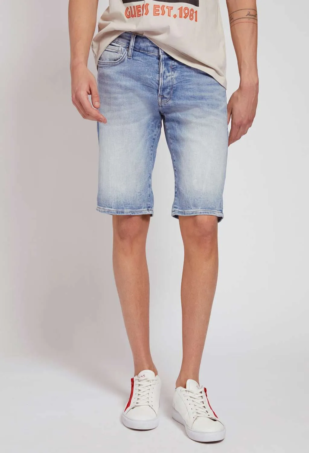 GUESS man  Bermuda in jeans guess